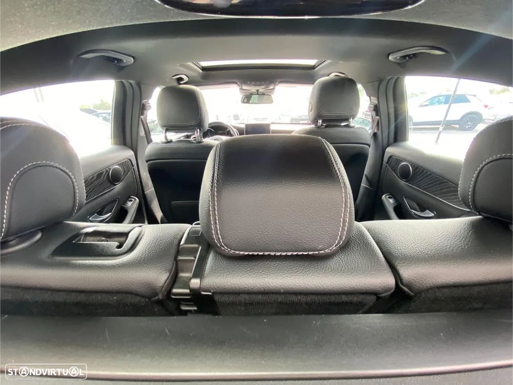 Mercedes-Benz GLC 250 d Coupe 4Matic 9G-TRONIC AMG Line - 27