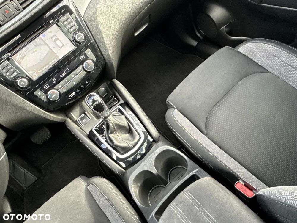 Nissan Qashqai 1.6 DCi N-Connecta Xtronic EU6 - 15