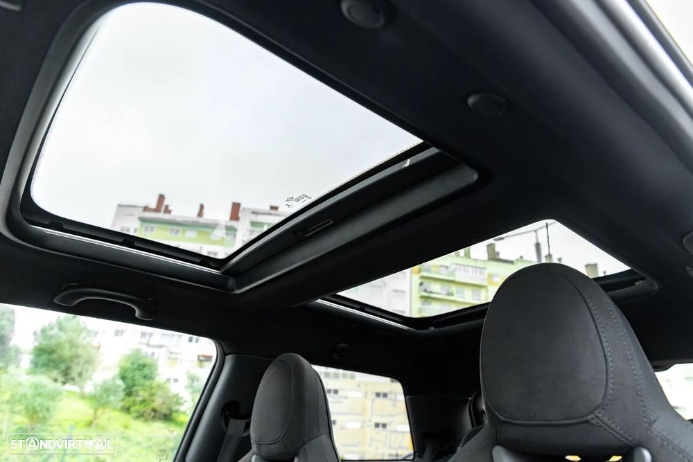 MINI 3 Portas John Cooper Works - 34