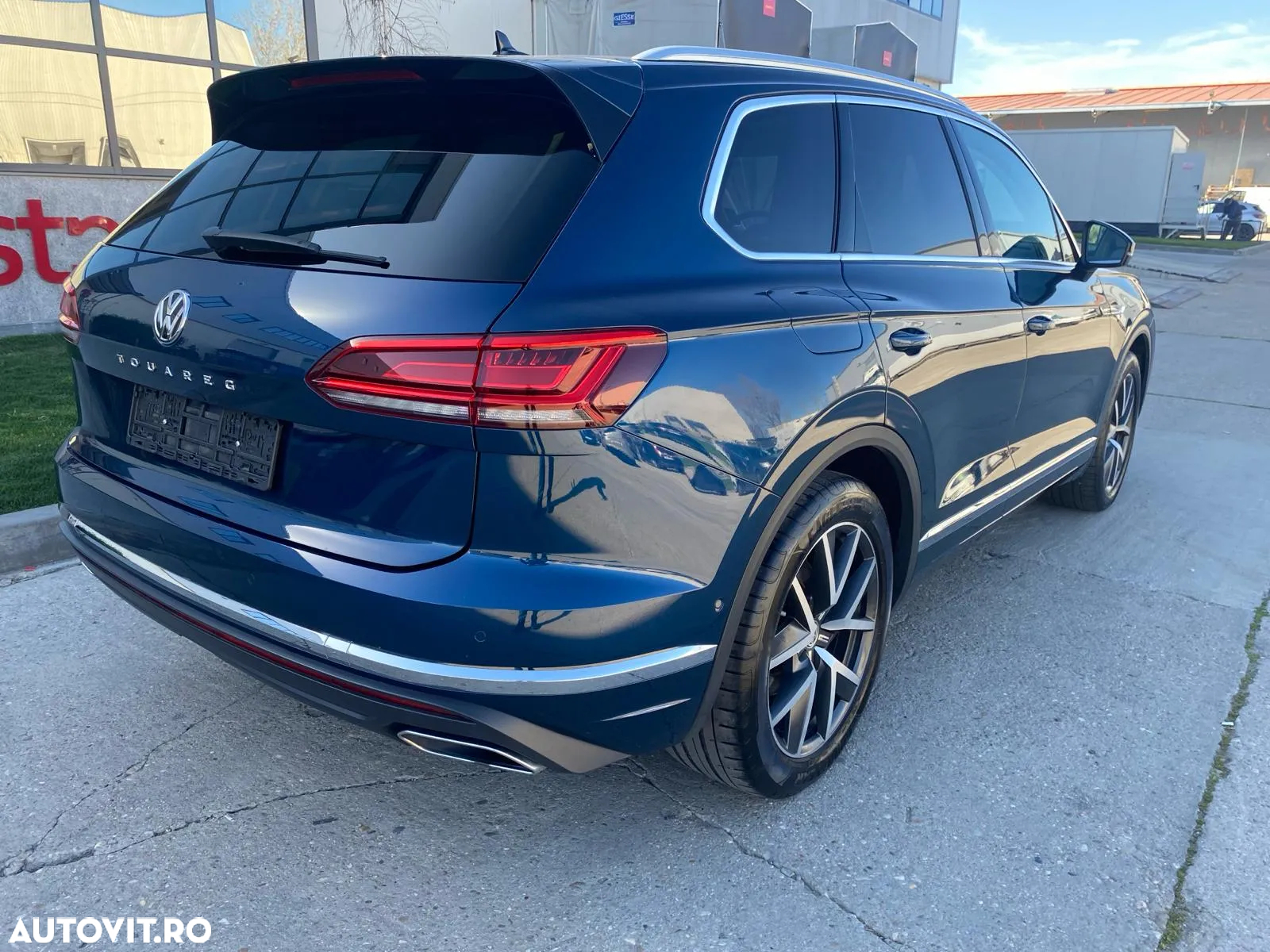 Volkswagen Touareg - 6