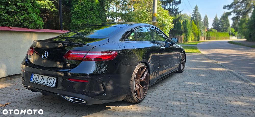 Mercedes-Benz Klasa E 450 4Matic 9G-TRONIC Night Edition - 35