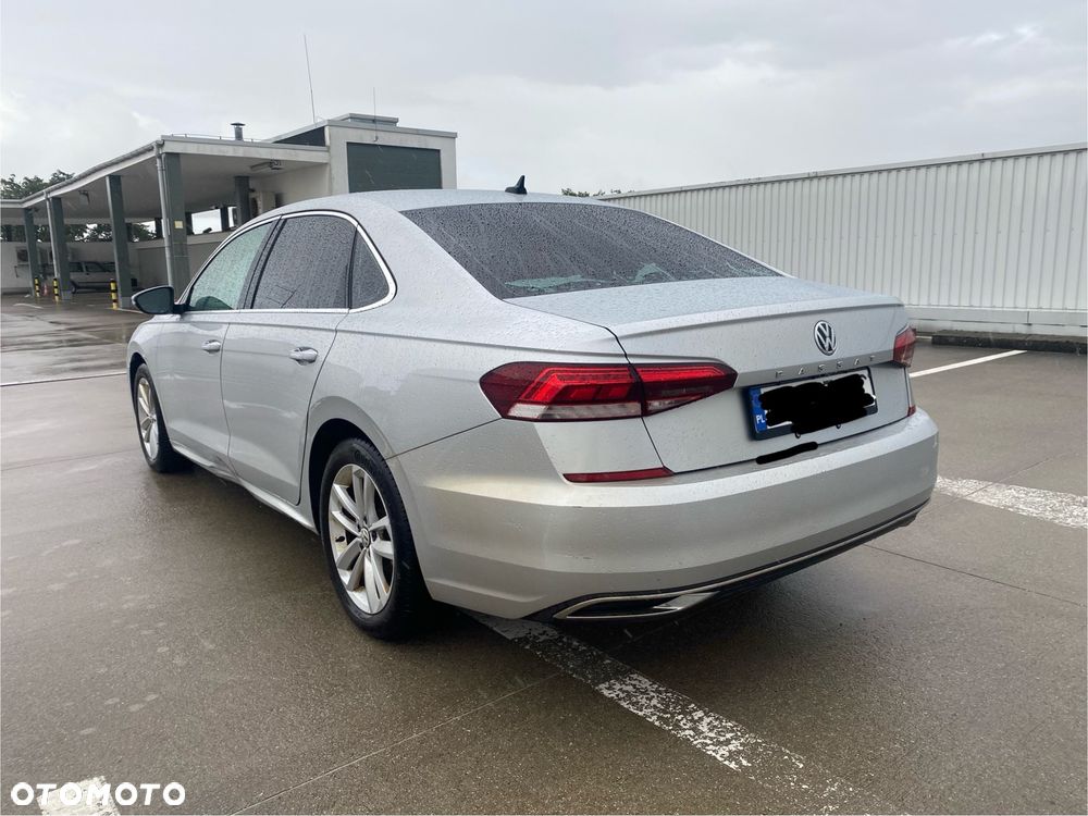 Volkswagen Passat - 6