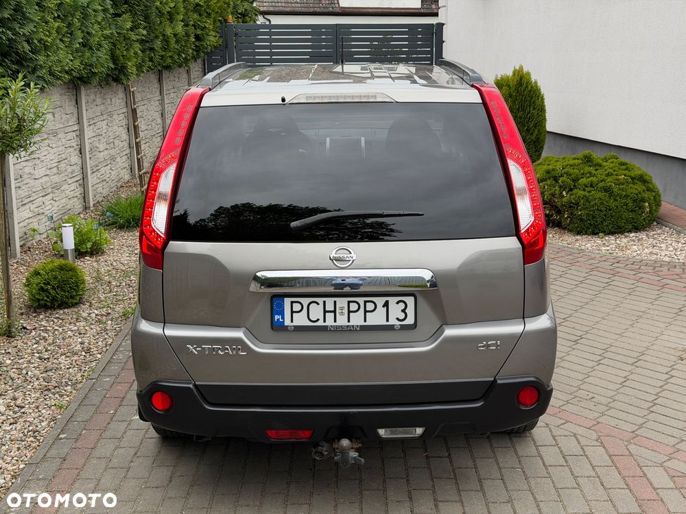 Nissan X-Trail 2.0 dCi 4x4 DPF Platinum - 8