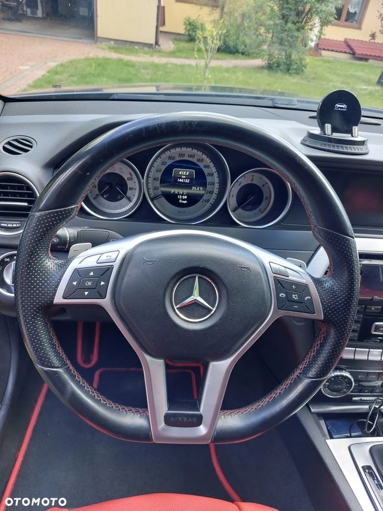 Mercedes-Benz Klasa C 250 (BlueTEC) d 4Matic 7G-TRONIC AMG Line - 14
