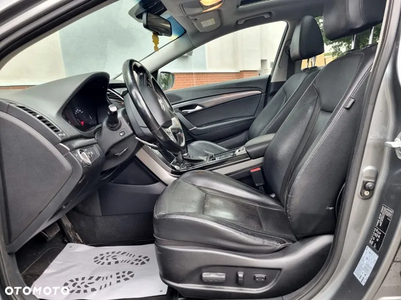 Hyundai i40 Kombi 1.7 CRDi DCT Premium - 12