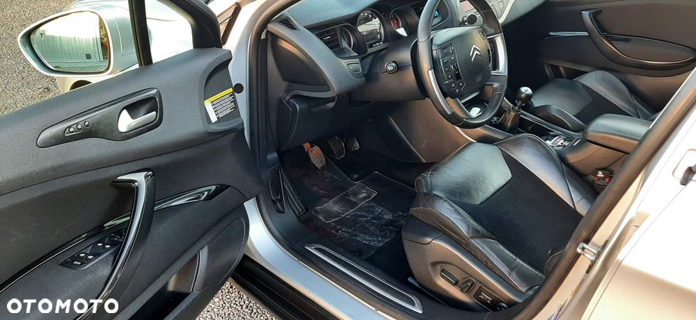 Citroën C5 2.0 HDi Exclusive - 8