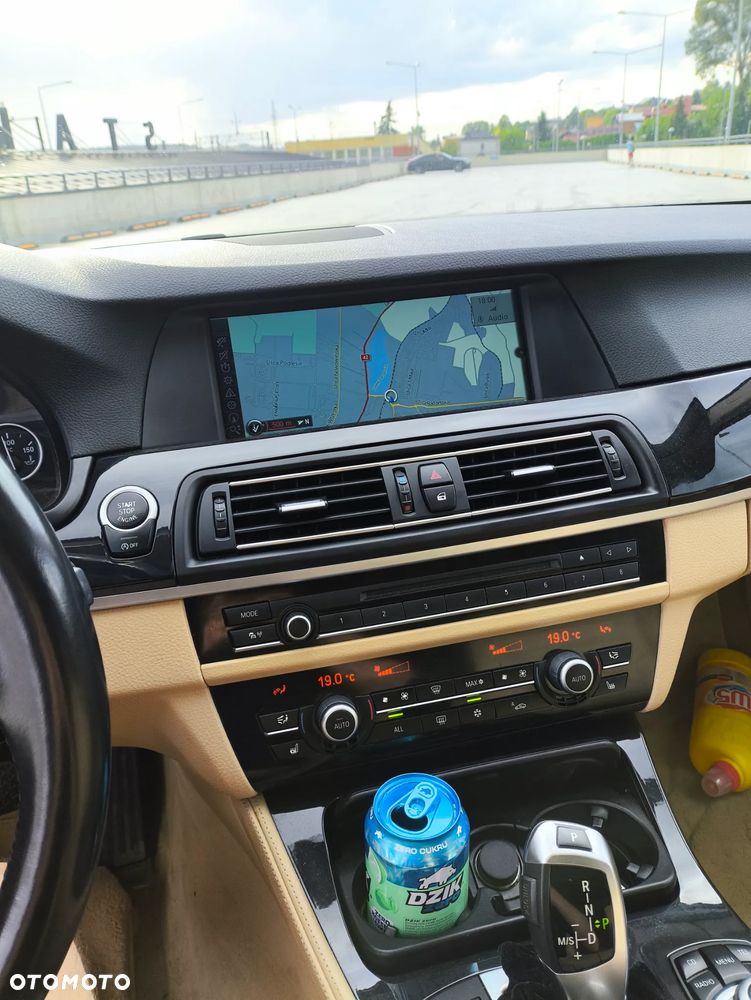 BMW Seria 5 520d - 7