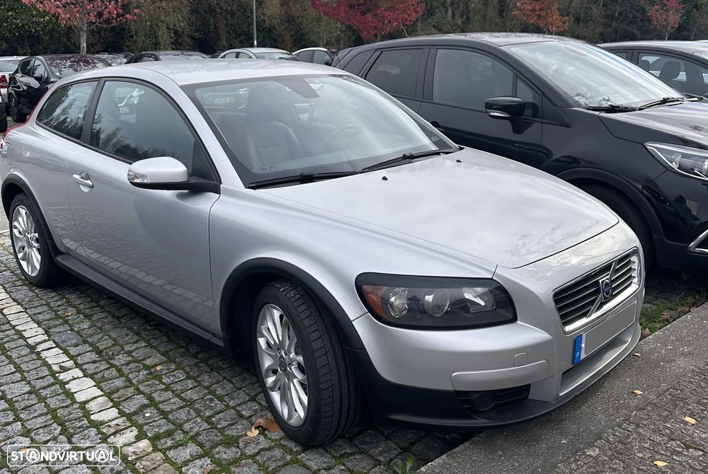 Volvo C30 1.6 D Momentum - 1