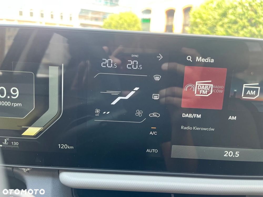 Kia Seltos 1.6 T-GDI M - 23