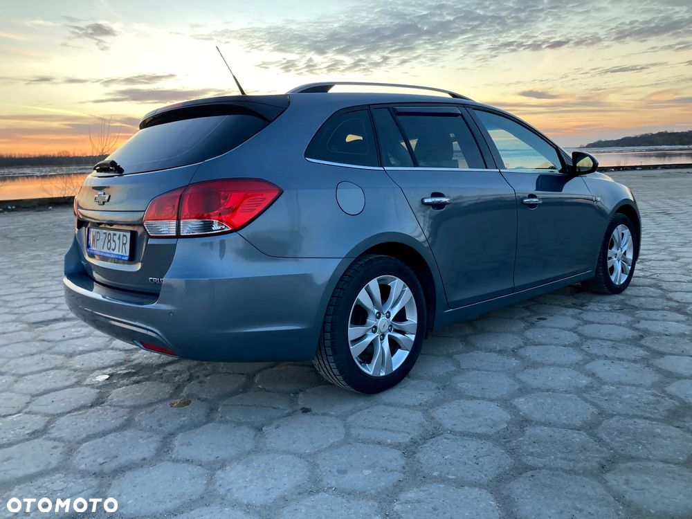 Chevrolet Cruze - 10