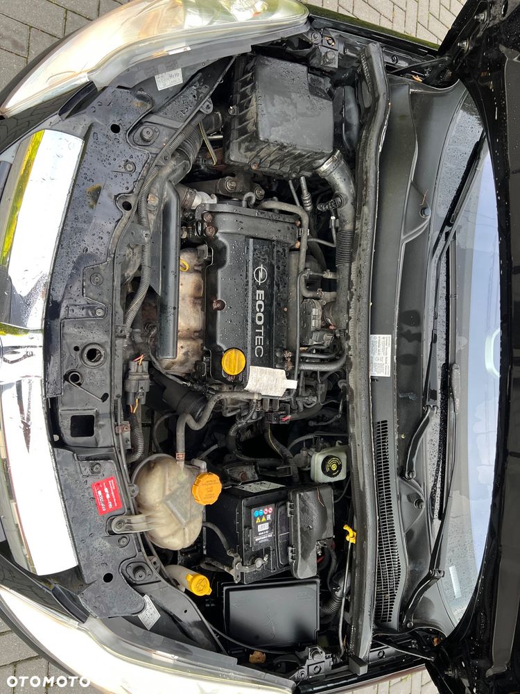 Opel Corsa 1.2 16V - 14