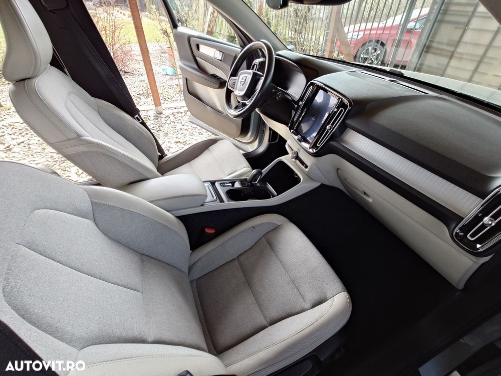 Volvo XC 40 D3 AWD Momentum - 10