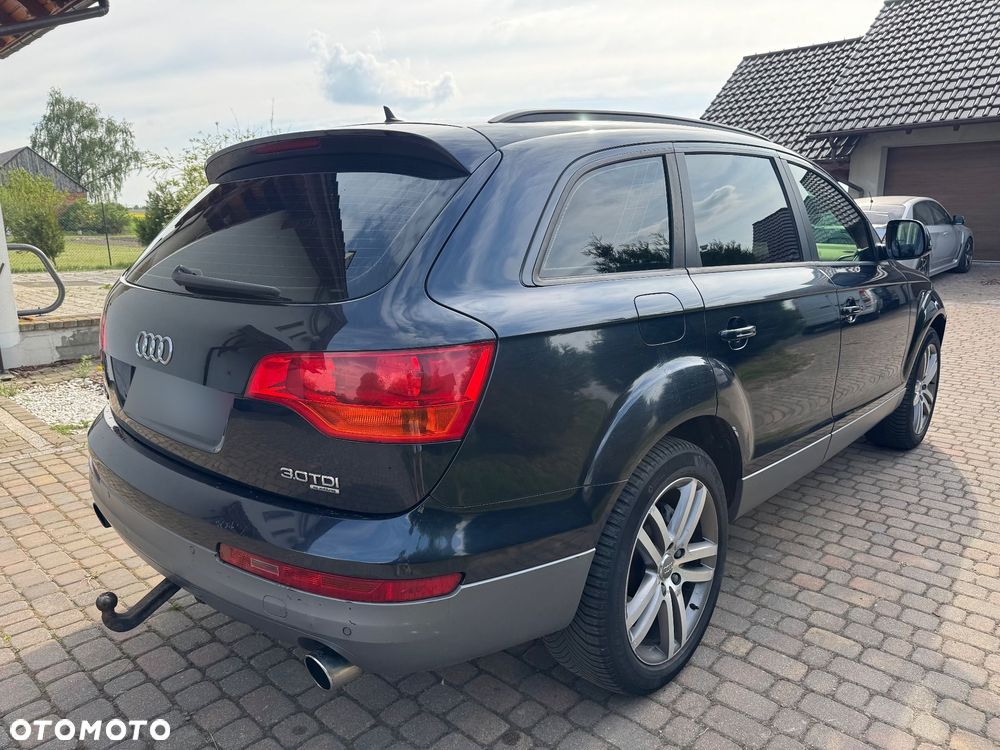 Audi Q7 3.0 TDI Quattro Tiptronic - 5