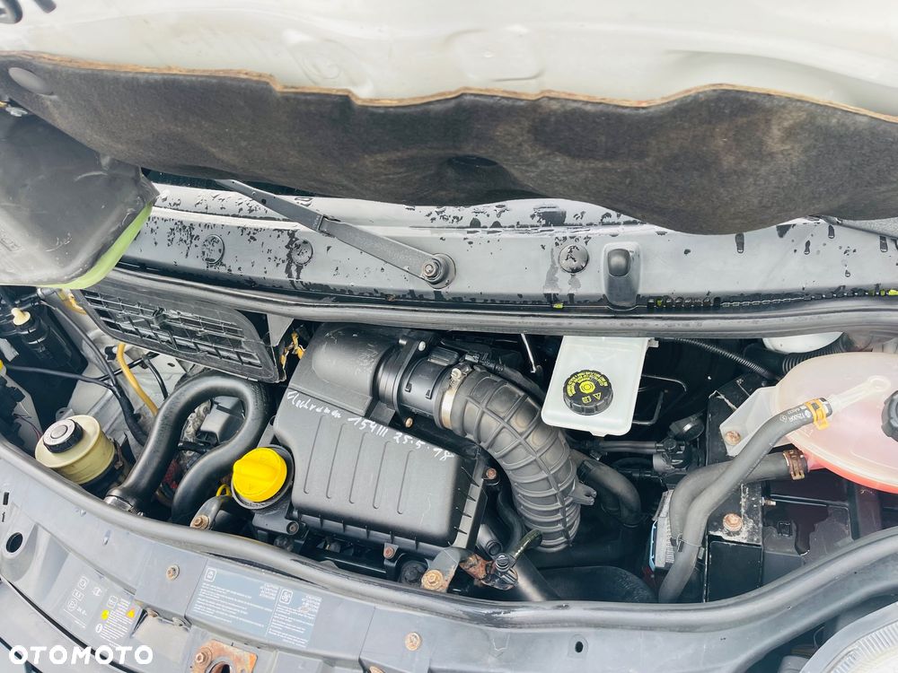 Renault Trafic - 19