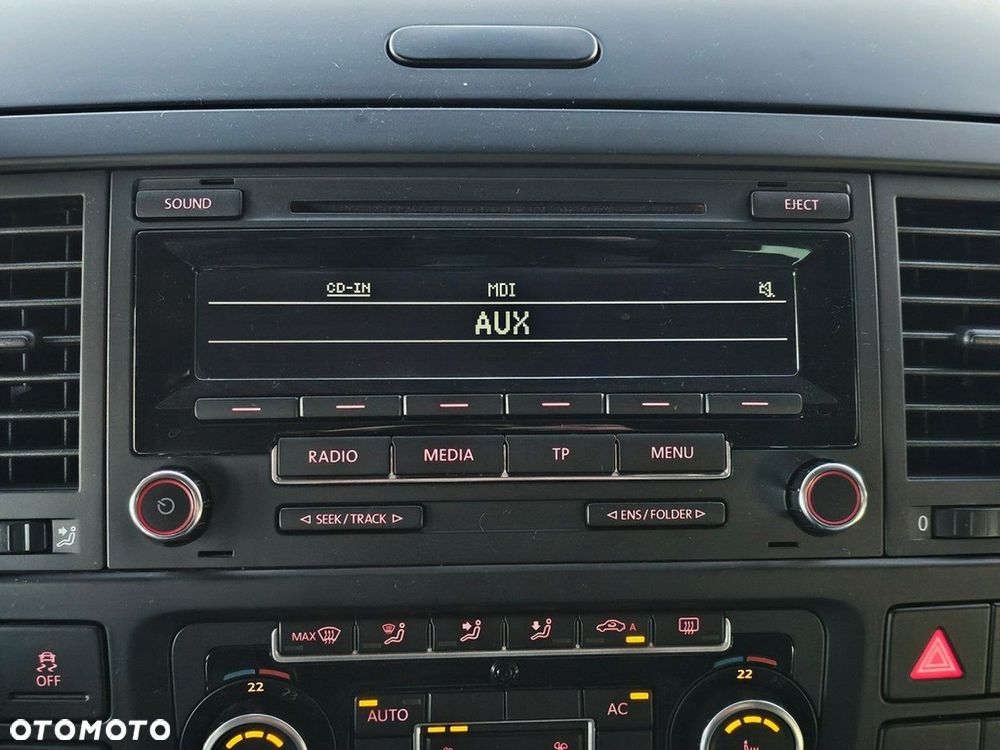 Volkswagen Multivan - 20