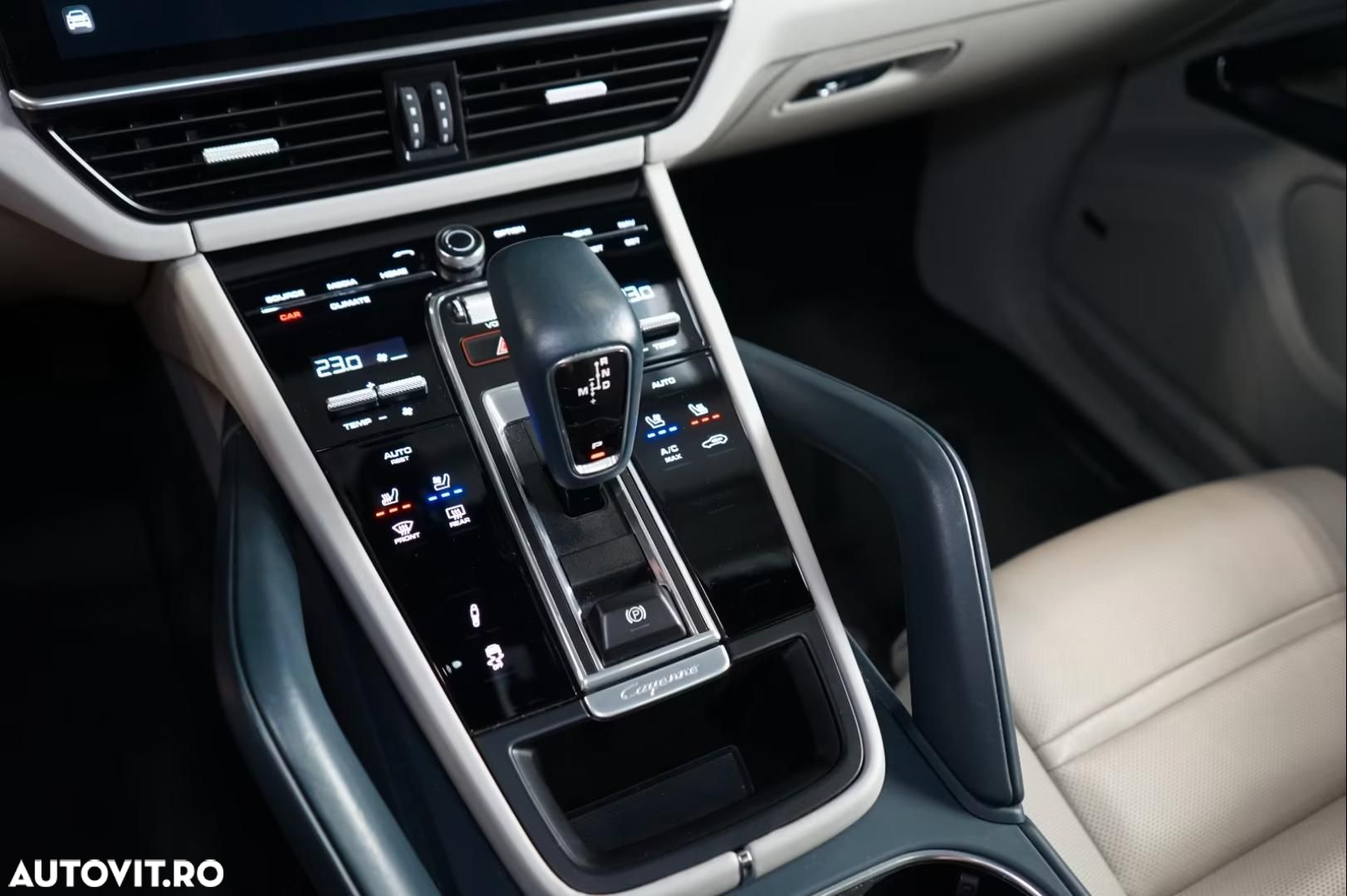 Porsche Cayenne Coupe Tiptronic S - 11