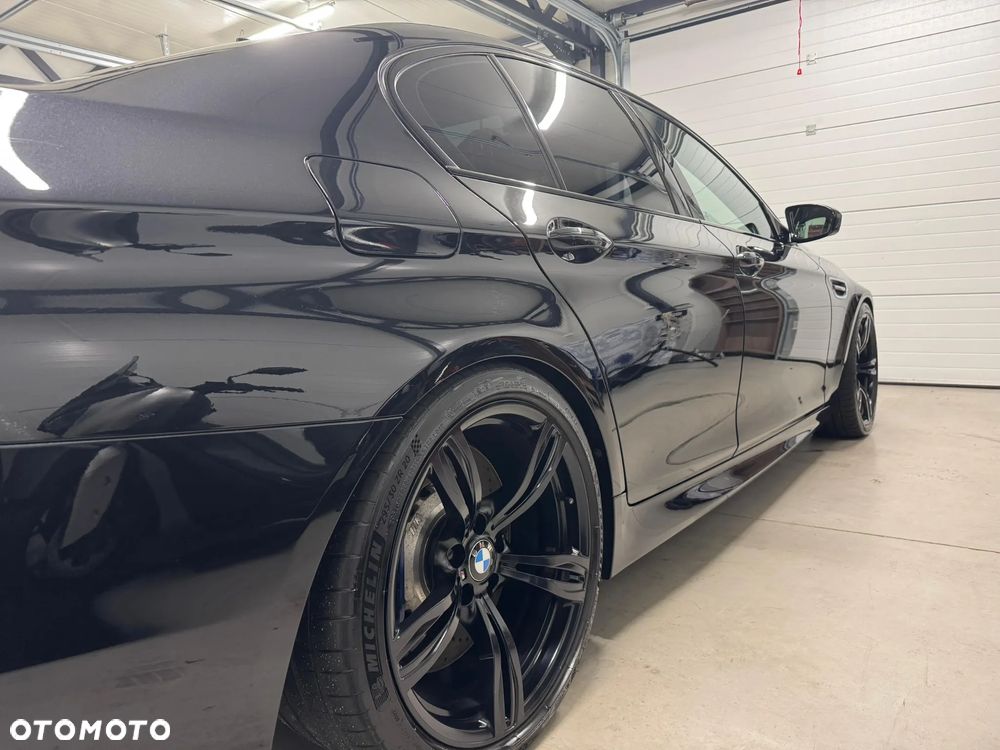 BMW M5 - 10
