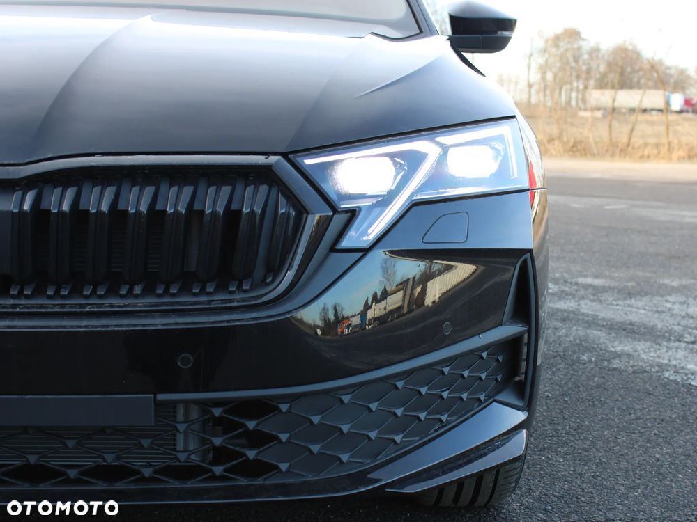 Skoda Octavia 1.5 TSI mHEV Sportline DSG - 5