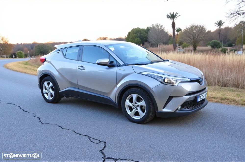 Toyota C-HR 1.8 Hybrid Comfort - 2