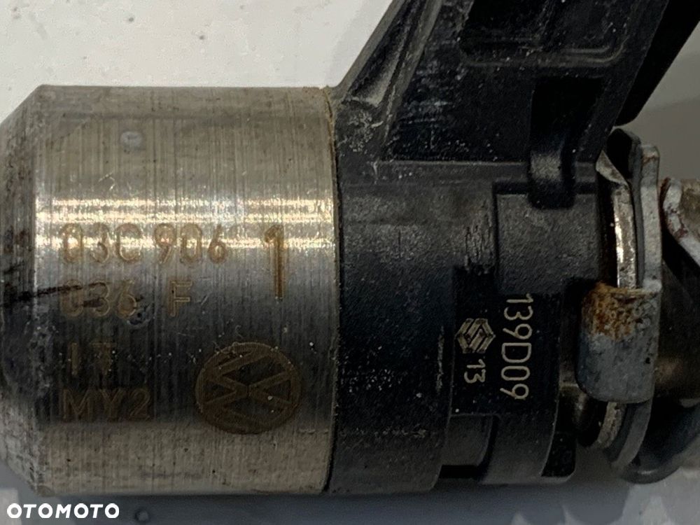 LISTWA WTRYSKOWA  SEAT ALTEA XL (5P5, 5P8) 2006 - 2022 1.4 TSI 92 kW [125 KM] benzyna 2007 - 2022 - 4