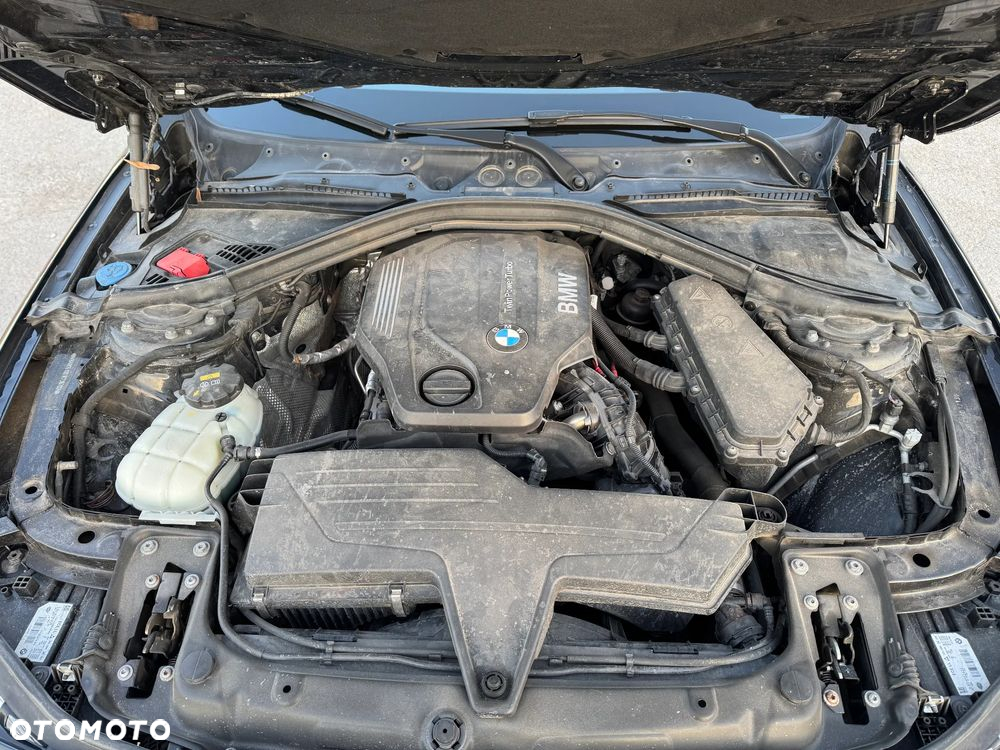 BMW Seria 3 320d M Sport Shadow - 16