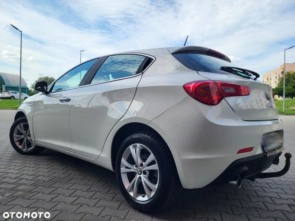 Alfa Romeo Giulietta 2.0 JTDM Distinctive TCT - 5
