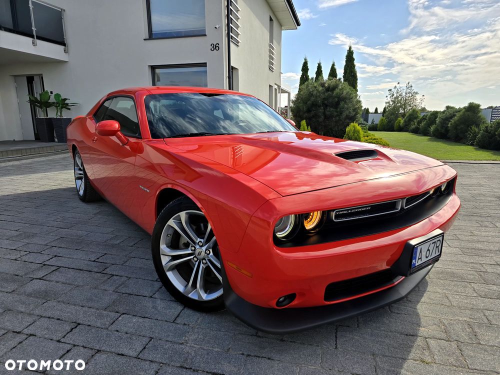 Dodge Challenger - 21