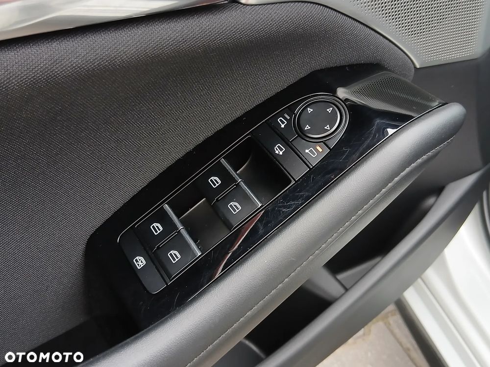 Mazda 3 2.0 mHEV Exclusive-Line - 18