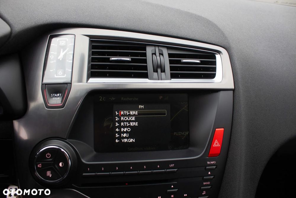 Citroën DS5 1.6 THP SportChic - 18