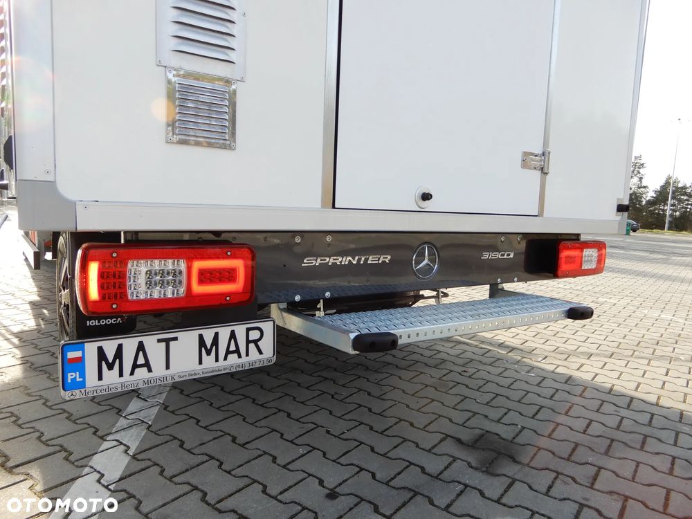 Mercedes-Benz Sprinter 319 CDI V6 3.0 CDI 190 KM Automat 7G-Tronic Auto-Sklep Food Truck Bar Smażalnia Izoterma Chłodnia Mrożnia Agregat Thermo King Zasilany Na Postoju V230 STAN NOWY JEDYNY TAKI POLECAM - 13