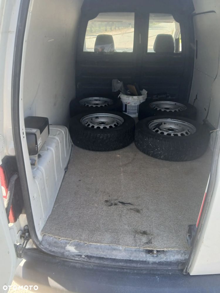 Volkswagen CADDY - 12