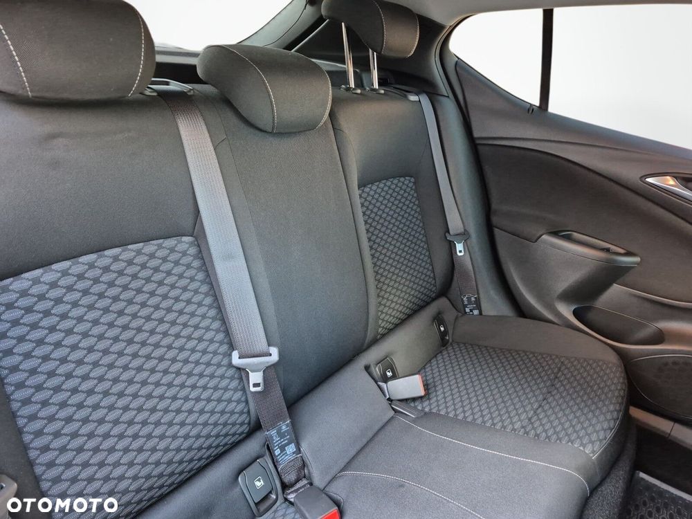 Opel Astra - 22