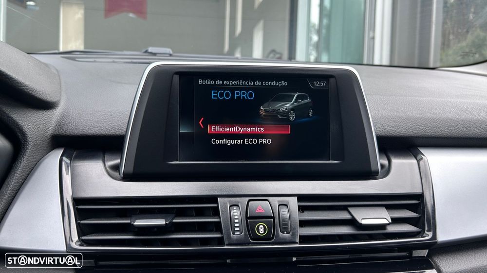 BMW 216 Active Tourer d Line Sport Auto - 26