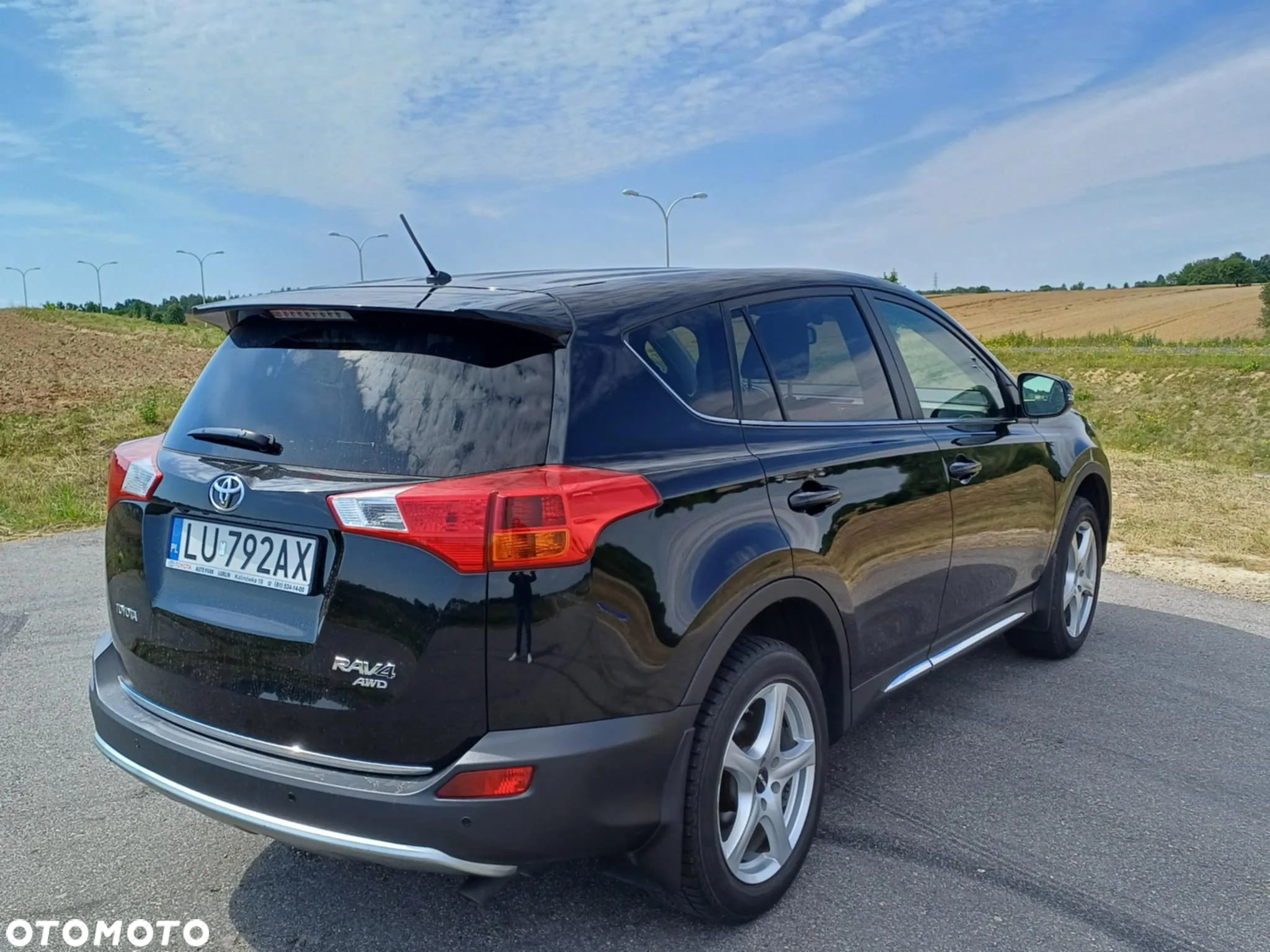 Toyota RAV4 2.0 D-4D Premium - 4
