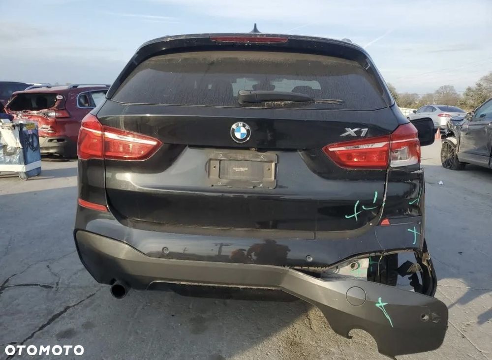 BMW X1 xDrive25i M Sport - 6