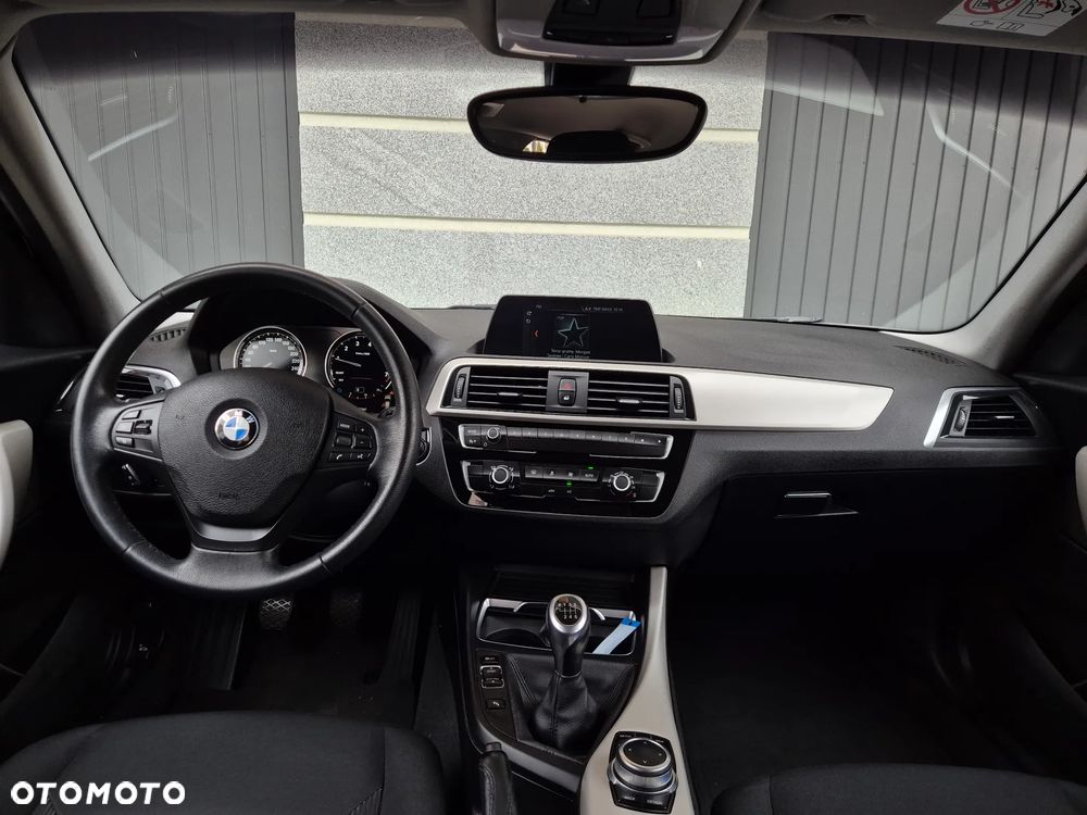 BMW Seria 1 116i - 7
