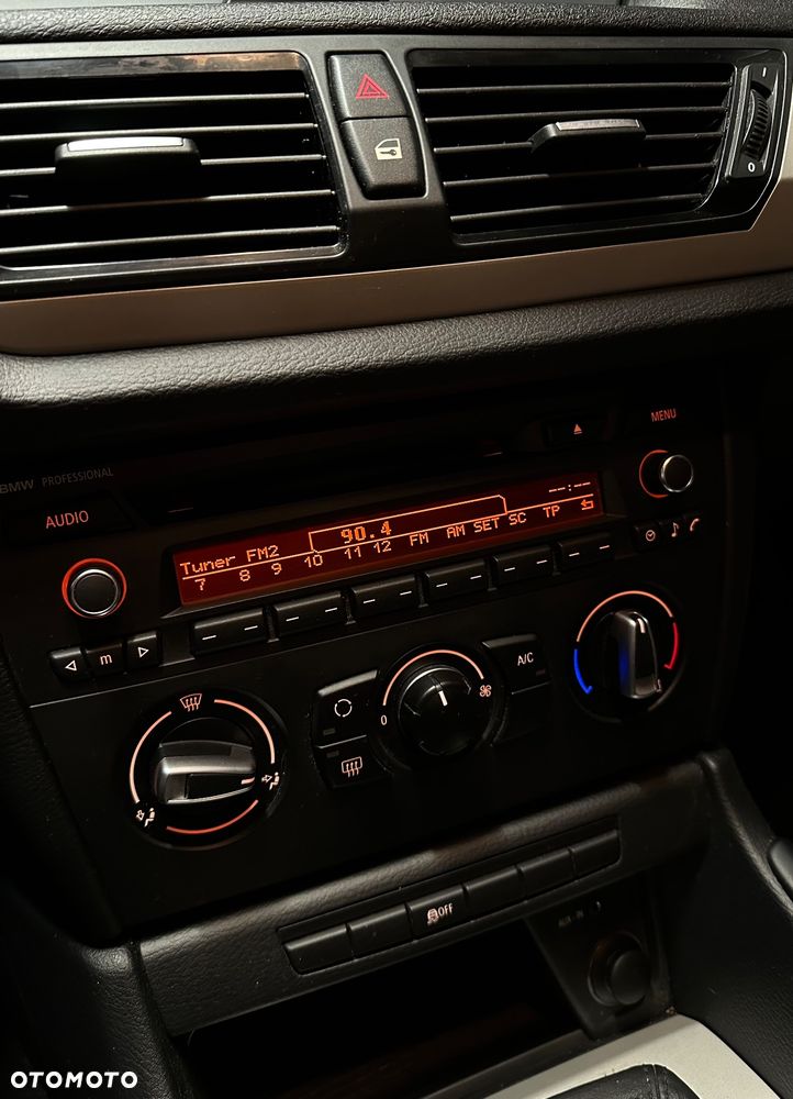 BMW X1 sDrive18i - 14