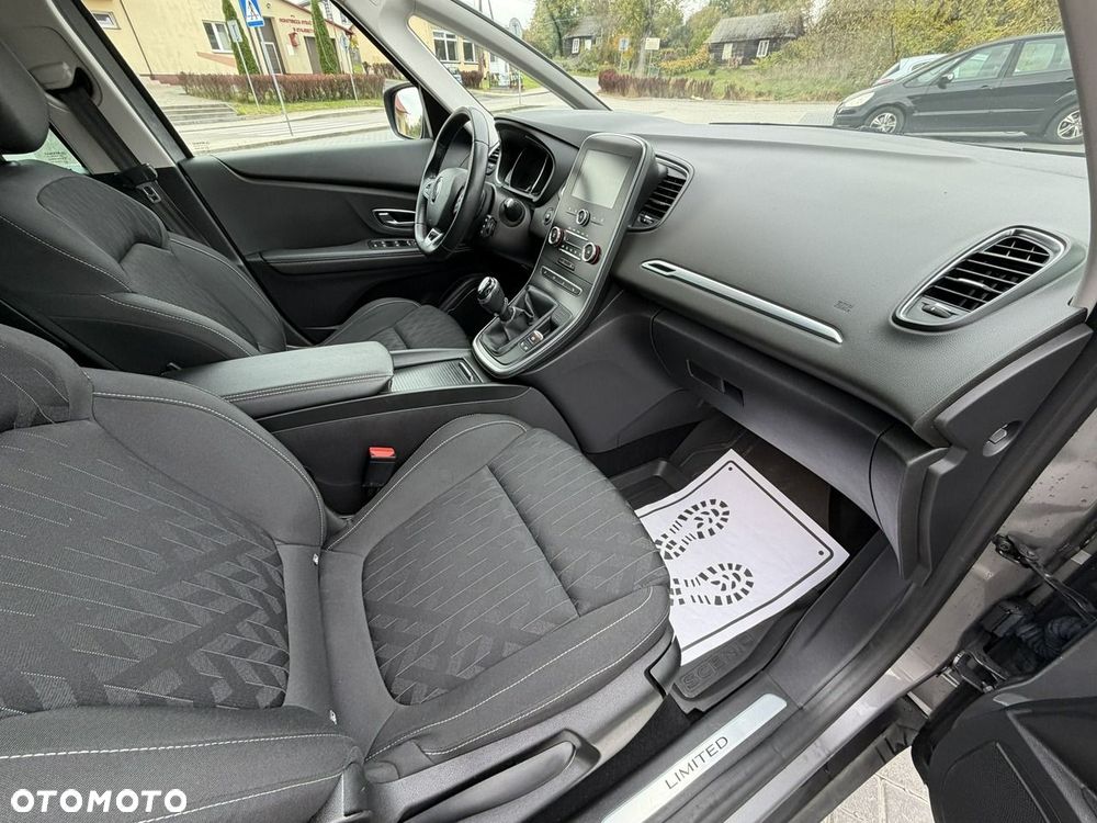 Renault Grand Scenic - 9