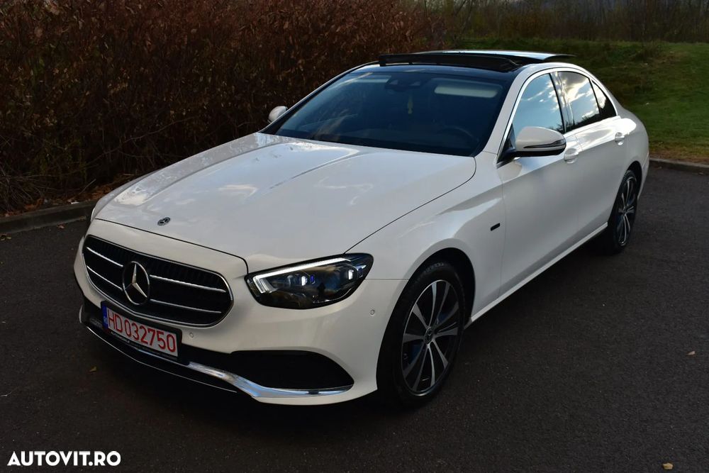 Mercedes-Benz E 300 4Matic 9G-TRONIC Avantgarde - 3