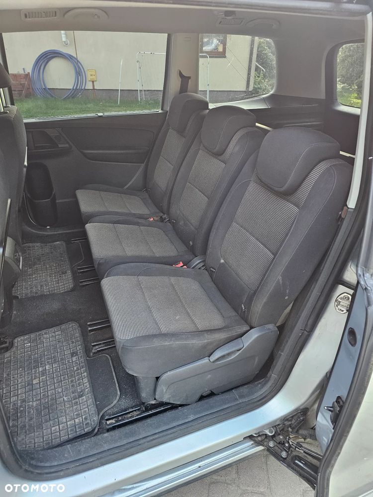 Volkswagen Sharan 2.0 TDI Comfortline DSG - 7