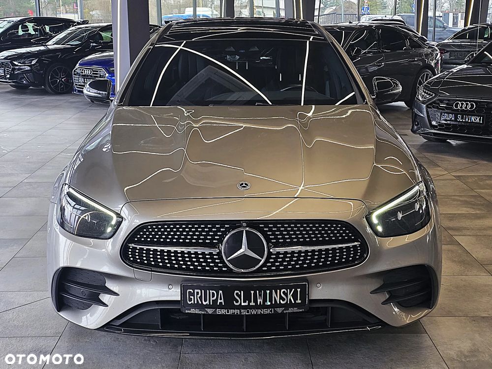 Mercedes-Benz Klasa E 300 de 4Matic 9G-TRONIC AMG Line - 13