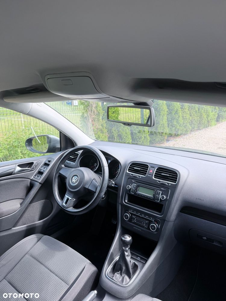 Volkswagen Golf 1.4 Comfortline - 12