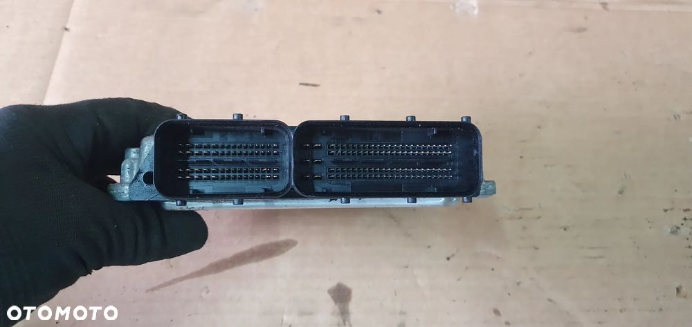 Komputer sterownik silnika VW Passat B6 2.0 TDI 03G906021AB 0281012119 - 3