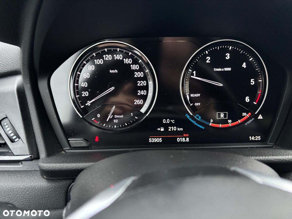 BMW Seria 2 218d Luxury Line sport - 24