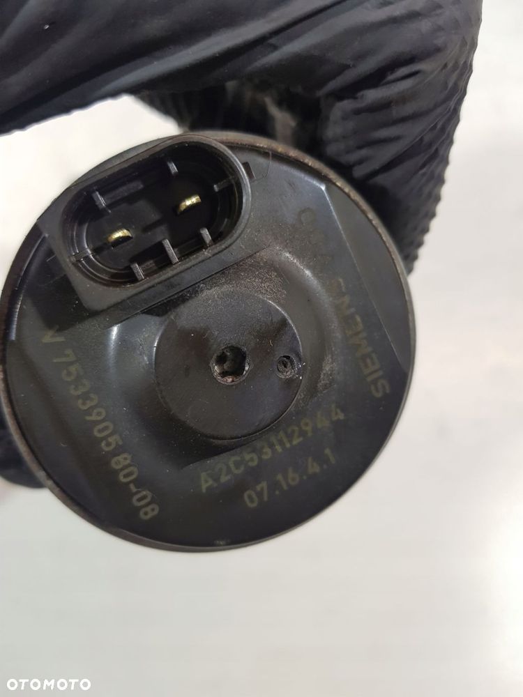 zawór nastawnik rozrządu v753390580 mini peugeot citroen 1.4 1.6 vti - 6