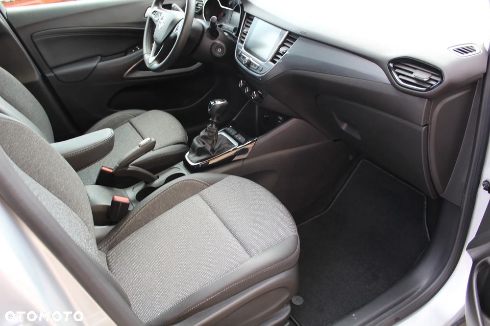 Opel Crossland - 19