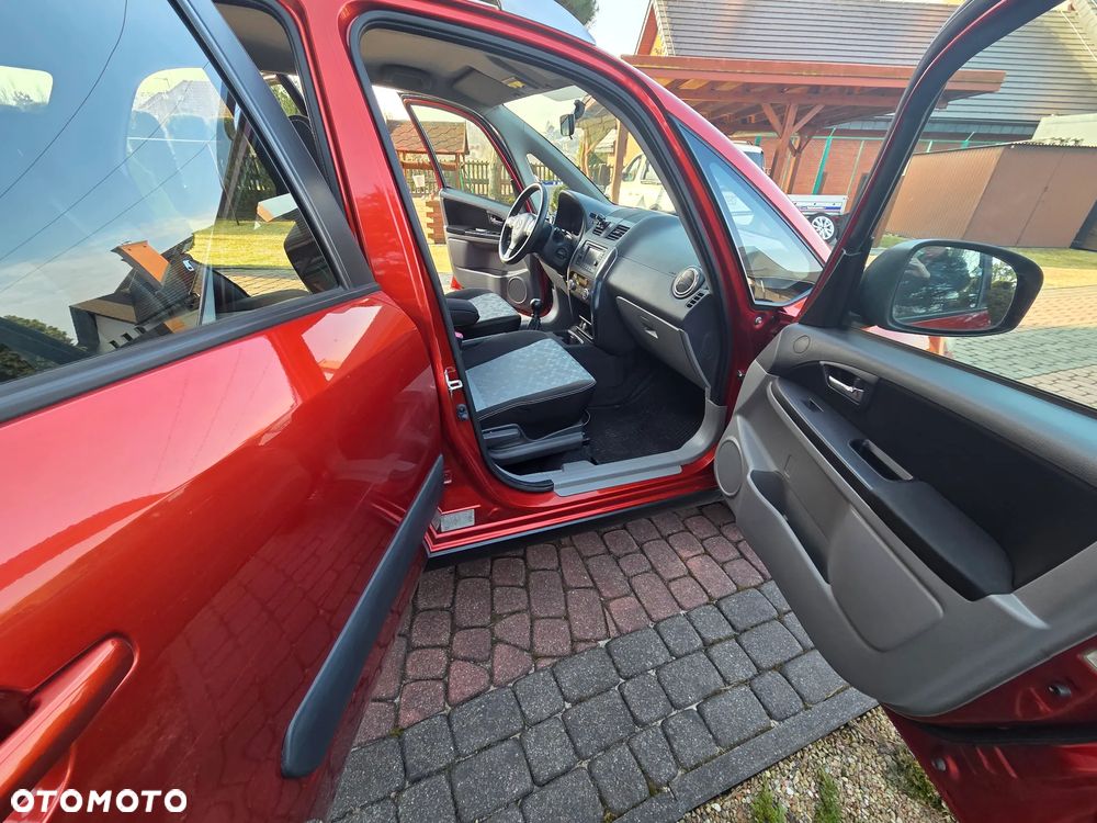 Suzuki SX4 1.6 VVT 4x2 Style - 13