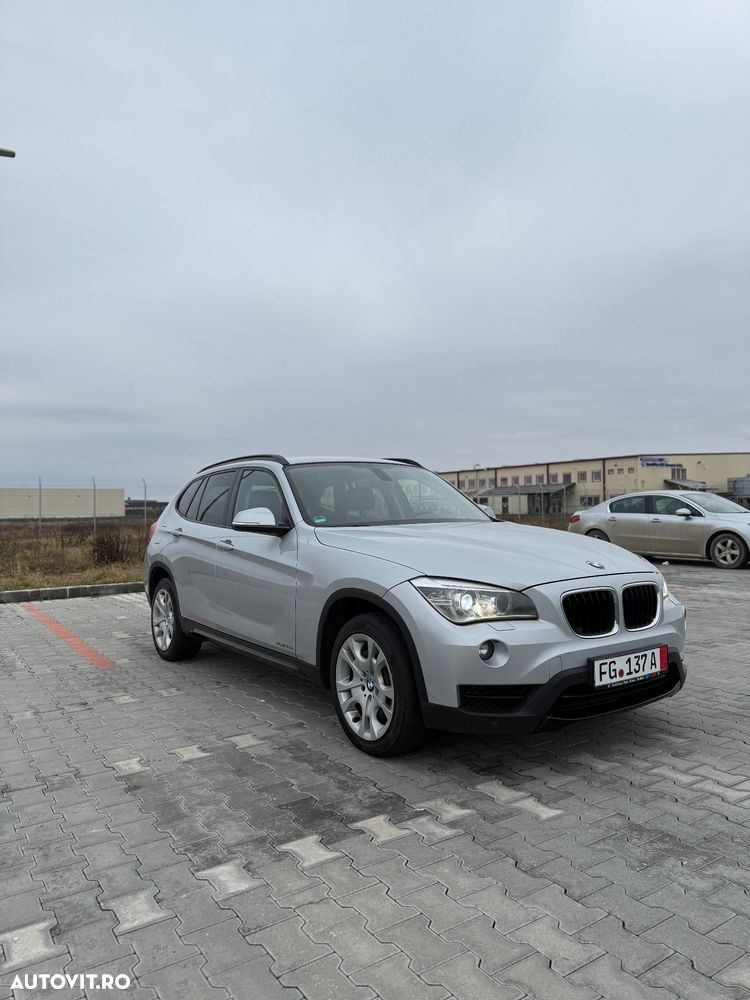 BMW X1 xDrive20d Sport Line - 1