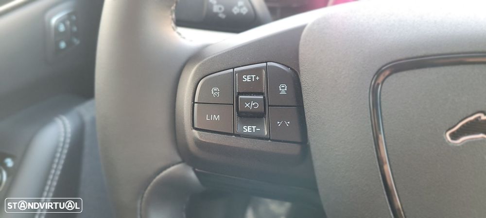 Ford Mustang Mach-E Alargada - 21