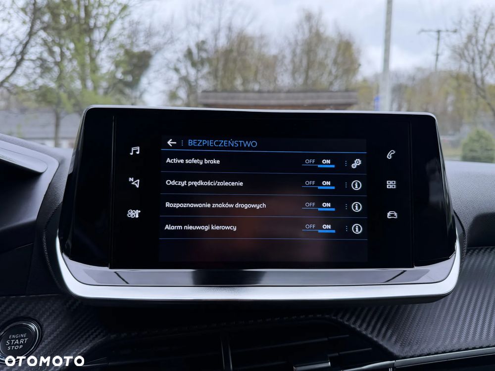 Peugeot 2008 PureTech 130 Allure Pack - 28
